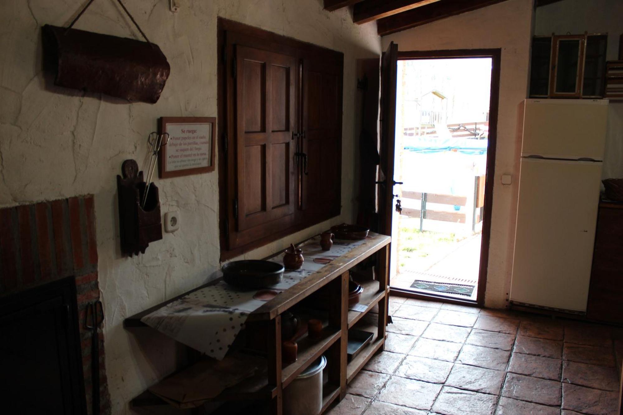 La Chimenea De Soria I Y I I Vendégház Espeja de San Marcelino Kültér fotó